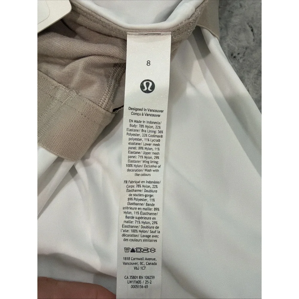 Lululemon Women's Lightweight Tennis Dress‎ Color White Size 8 NWT